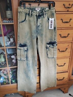 GUESS Womens Beige with Blue Wash Baggy Cargo Jeans